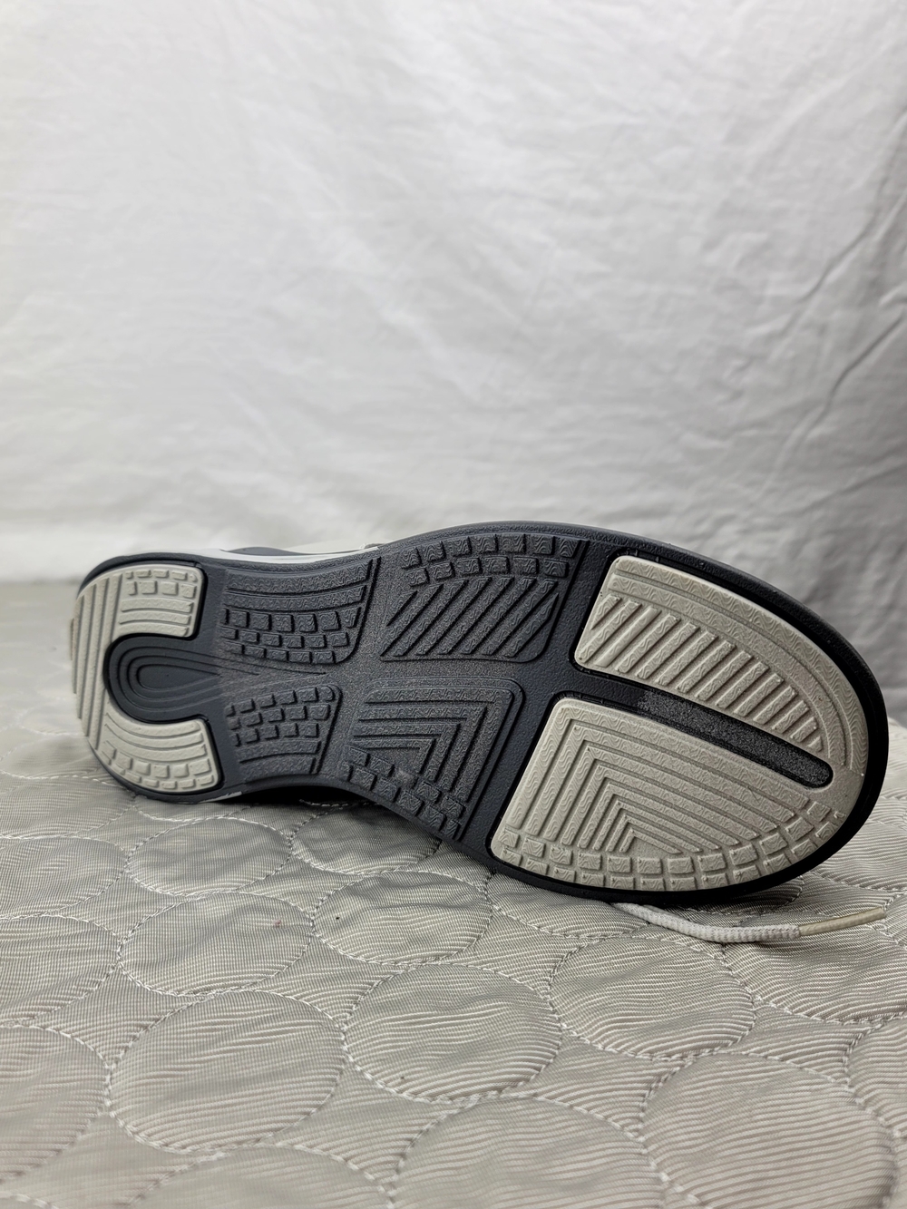 All in Motion Men's Low Top Lace-Up Athletic Sneakers Gray/Neon Green - Picture 5 of 7
